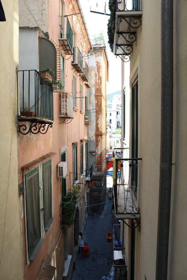 Appartamento Arcadia 55 Salerno Esterno foto